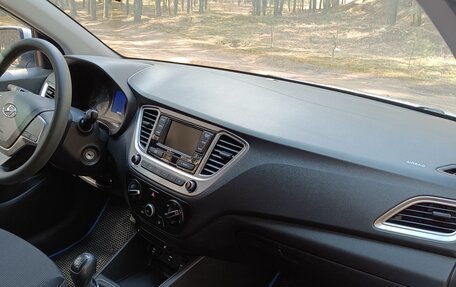 Hyundai Solaris II рестайлинг, 2022 год, 1 575 000 рублей, 7 фотография
