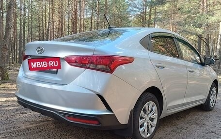 Hyundai Solaris II рестайлинг, 2022 год, 1 575 000 рублей, 5 фотография