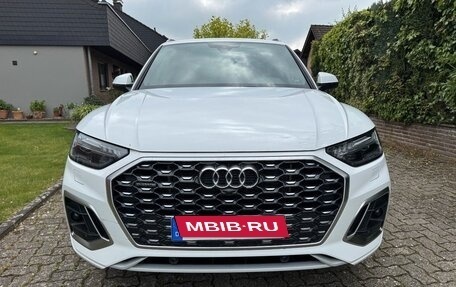 Audi Q5, 2022 год, 4 570 000 рублей, 2 фотография