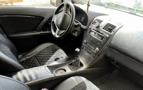 Toyota Avensis III рестайлинг, 2009 год, 1 050 000 рублей, 5 фотография