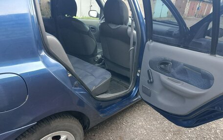 Renault Clio III, 2001 год, 400 000 рублей, 10 фотография
