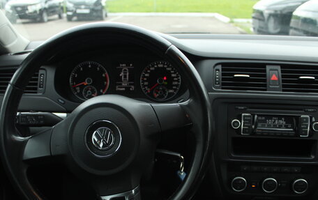 Volkswagen Jetta VI, 2013 год, 960 000 рублей, 9 фотография