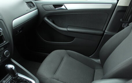 Volkswagen Jetta VI, 2013 год, 960 000 рублей, 15 фотография
