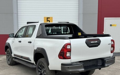 Toyota Hilux VIII, 2024 год, 7 500 000 рублей, 6 фотография