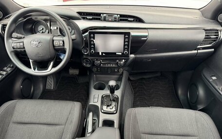 Toyota Hilux VIII, 2024 год, 7 500 000 рублей, 10 фотография