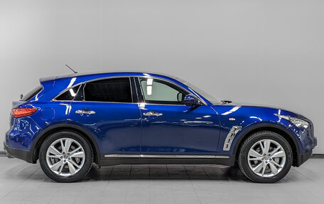 Infiniti QX70, 2016 год, 2 695 000 рублей, 4 фотография