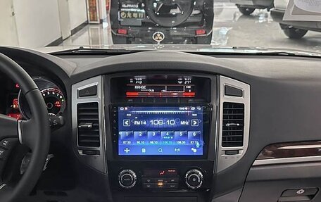 Mitsubishi Pajero IV, 2021 год, 4 340 000 рублей, 9 фотография