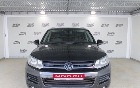 Volkswagen Touareg III, 2011 год, 1 838 000 рублей, 2 фотография