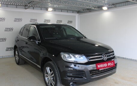 Volkswagen Touareg III, 2011 год, 1 838 000 рублей, 3 фотография
