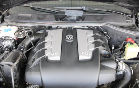Volkswagen Touareg III, 2011 год, 1 838 000 рублей, 21 фотография