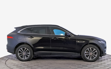 Jaguar F-Pace, 2017 год, 2 620 000 рублей, 4 фотография
