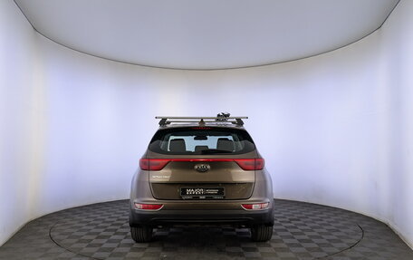 KIA Sportage IV рестайлинг, 2018 год, 2 000 000 рублей, 6 фотография