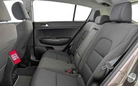 KIA Sportage IV рестайлинг, 2018 год, 2 000 000 рублей, 12 фотография