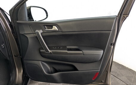KIA Sportage IV рестайлинг, 2018 год, 2 000 000 рублей, 24 фотография