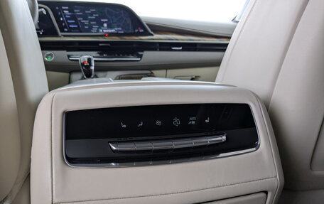 Cadillac Escalade V, 2023 год, 12 000 000 рублей, 30 фотография