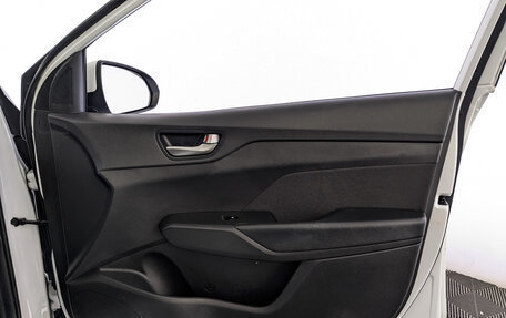 Hyundai Solaris II рестайлинг, 2018 год, 1 350 000 рублей, 25 фотография