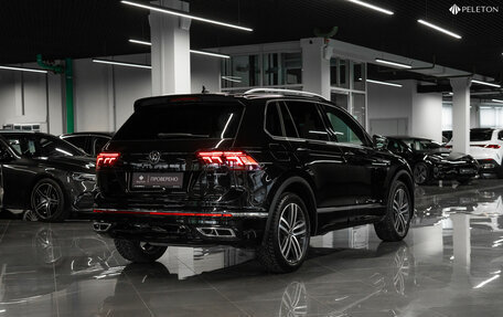 Volkswagen Tiguan II, 2021 год, 3 800 000 рублей, 5 фотография