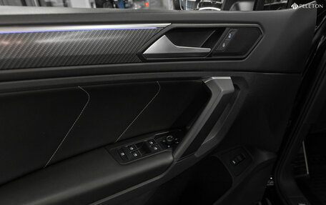Volkswagen Tiguan II, 2021 год, 3 800 000 рублей, 17 фотография