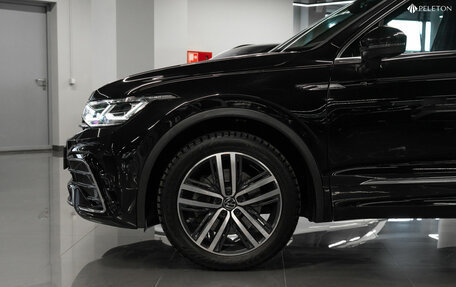Volkswagen Tiguan II, 2021 год, 3 800 000 рублей, 27 фотография