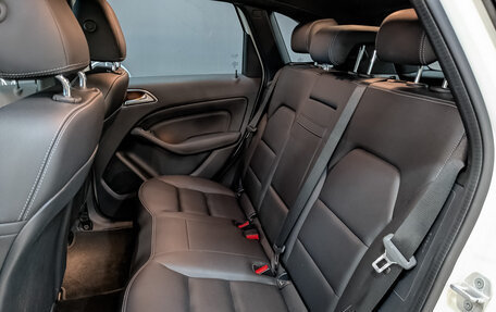 Mercedes-Benz B-Класс, 2017 год, 1 890 000 рублей, 18 фотография