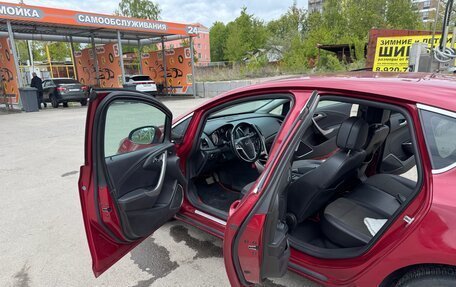 Opel Astra J, 2011 год, 730 000 рублей, 2 фотография