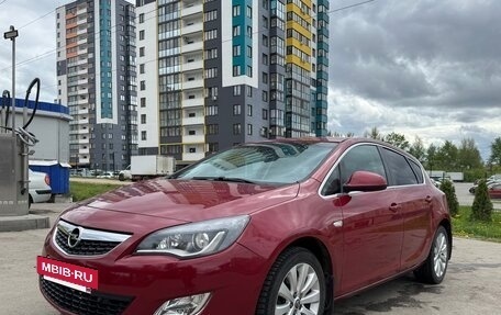 Opel Astra J, 2011 год, 730 000 рублей, 8 фотография