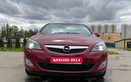 Opel Astra J, 2011 год, 730 000 рублей, 9 фотография