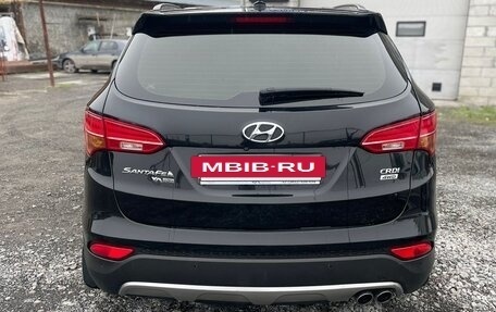 Hyundai Santa Fe III рестайлинг, 2013 год, 1 550 000 рублей, 2 фотография