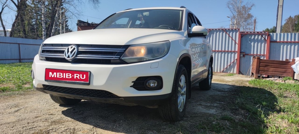 Volkswagen Tiguan I рестайлинг, 2011 год, 945 000 рублей, 3 фотография