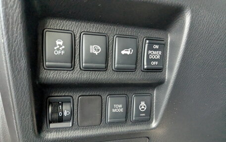 Nissan Pathfinder, 2015 год, 1 900 000 рублей, 19 фотография