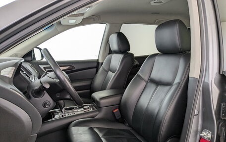 Nissan Pathfinder, 2015 год, 1 900 000 рублей, 24 фотография