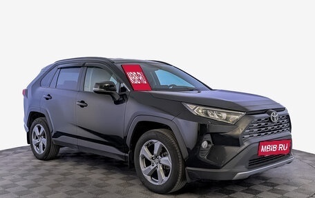 Toyota RAV4, 2021 год, 3 100 000 рублей, 3 фотография