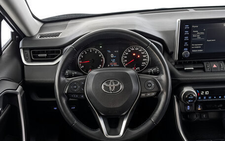 Toyota RAV4, 2021 год, 3 100 000 рублей, 22 фотография