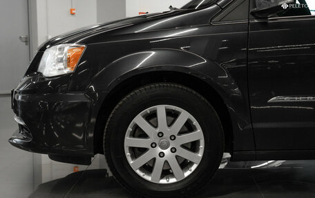 Chrysler Voyager IV, 2014 год, 2 550 000 рублей, 29 фотография