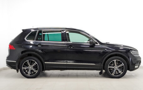 Volkswagen Tiguan II, 2017 год, 2 370 000 рублей, 4 фотография