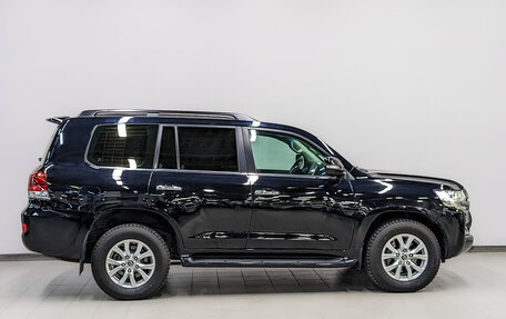 Toyota Land Cruiser 200, 2020 год, 9 490 000 рублей, 4 фотография