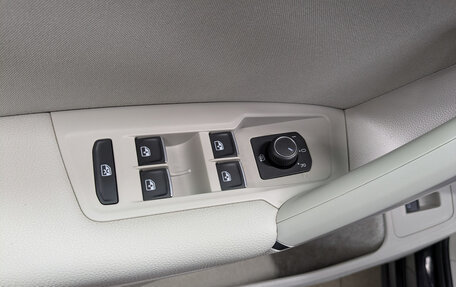 Volkswagen Tiguan II, 2017 год, 2 370 000 рублей, 24 фотография