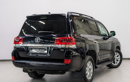 Toyota Land Cruiser 200, 2020 год, 9 490 000 рублей, 5 фотография