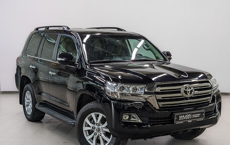 Toyota Land Cruiser 200, 2020 год, 9 490 000 рублей, 3 фотография