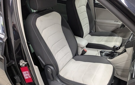 Volkswagen Tiguan II, 2017 год, 2 370 000 рублей, 22 фотография