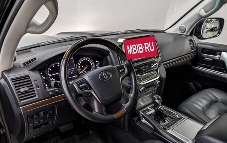 Toyota Land Cruiser 200, 2020 год, 9 490 000 рублей, 15 фотография