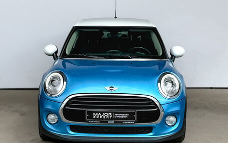 MINI Hatch, 2018 год, 1 990 000 рублей, 2 фотография