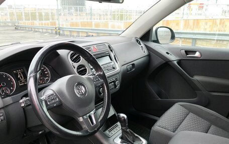 Volkswagen Tiguan I, 2011 год, 919 000 рублей, 12 фотография