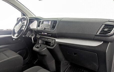 Peugeot Traveller I, 2021 год, 2 795 000 рублей, 11 фотография