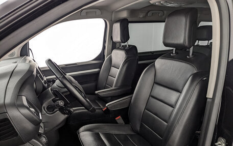 Opel Zafira Life I, 2020 год, 3 755 000 рублей, 17 фотография
