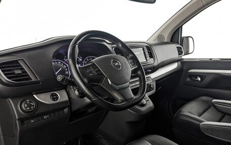 Opel Zafira Life I, 2020 год, 3 755 000 рублей, 14 фотография
