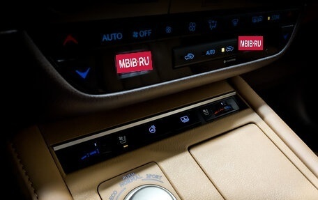 Lexus ES VII, 2017 год, 2 750 000 рублей, 30 фотография