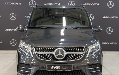 Mercedes-Benz V-Класс, 2020 год, 8 580 000 рублей, 2 фотография