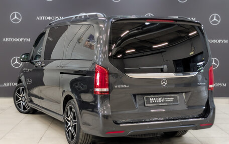 Mercedes-Benz V-Класс, 2020 год, 8 580 000 рублей, 7 фотография