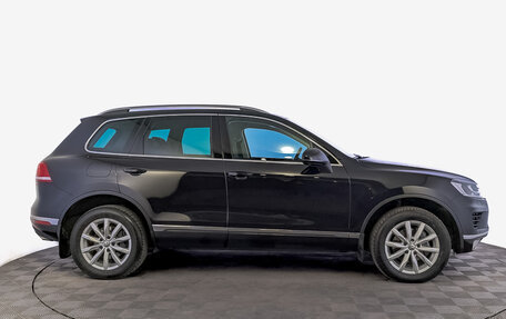 Volkswagen Touareg III, 2017 год, 2 800 000 рублей, 4 фотография